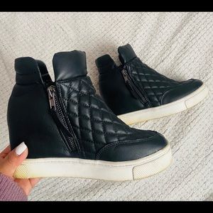 Steve Madden leather shoes